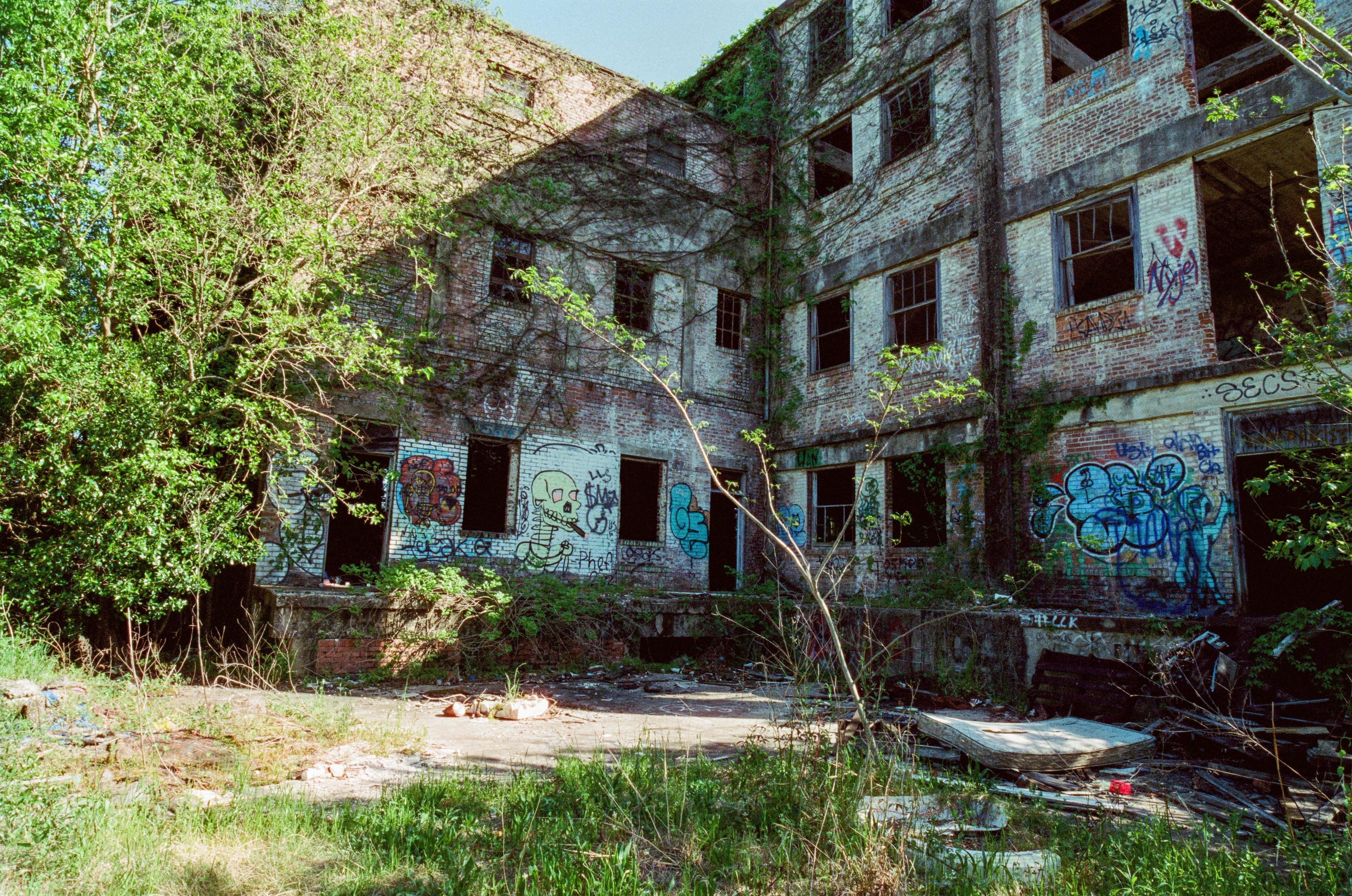 travel — 000701500014.jpeg